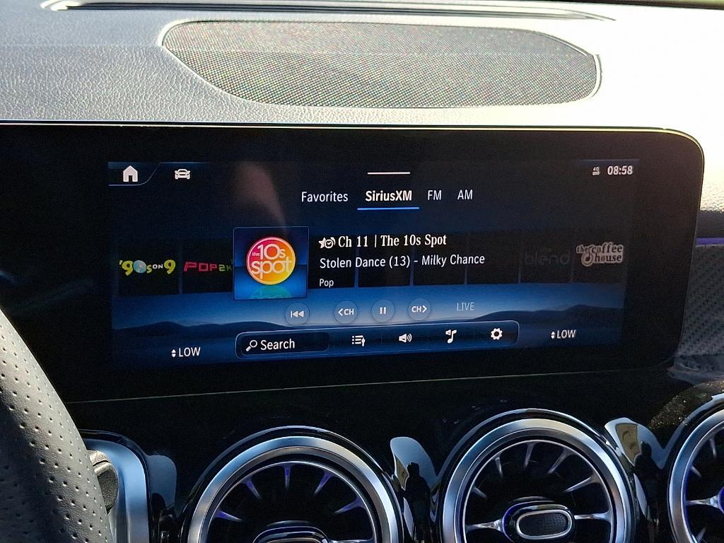 new 2025 Mercedes-Benz AMG GLB 35 car