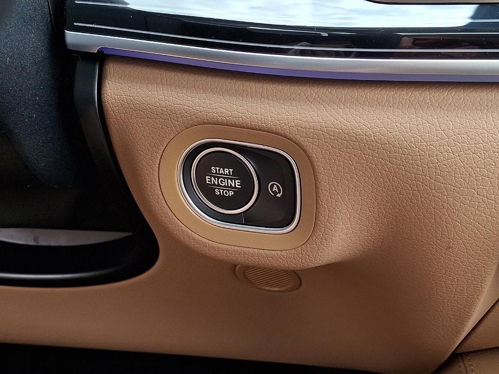 new 2026 Mercedes-Benz GLE 450 car, priced at $81,455