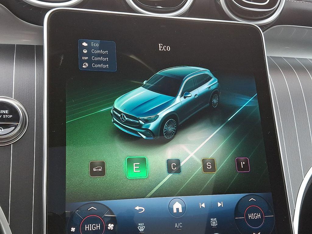 new 2026 Mercedes-Benz GLC 300 car, priced at $58,335