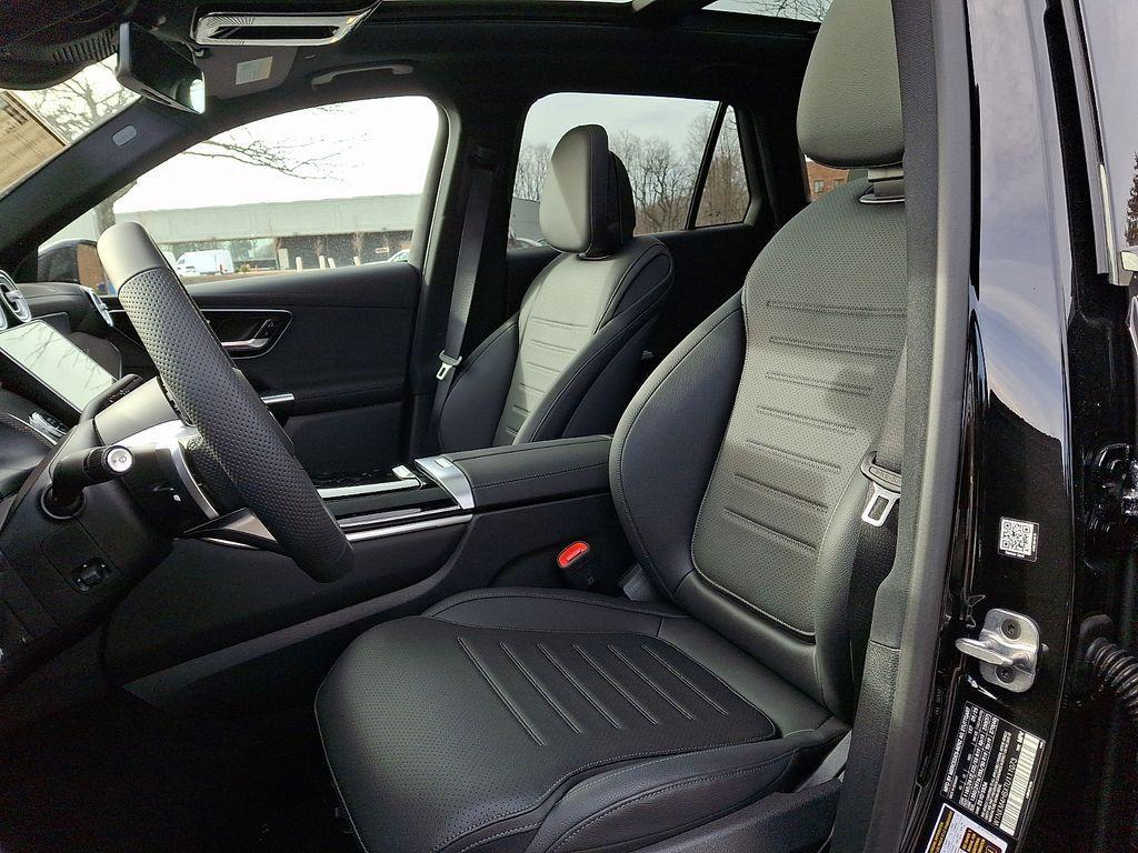 new 2026 Mercedes-Benz GLC 300 car, priced at $61,300