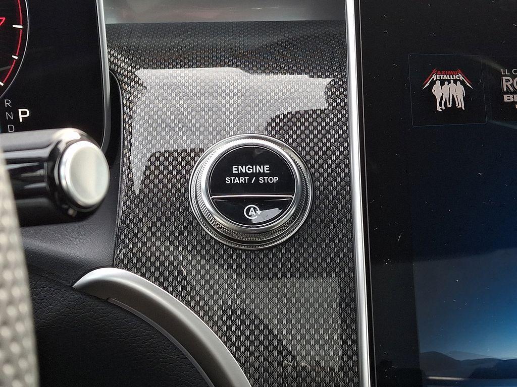 new 2026 Mercedes-Benz GLC 300 car, priced at $61,300