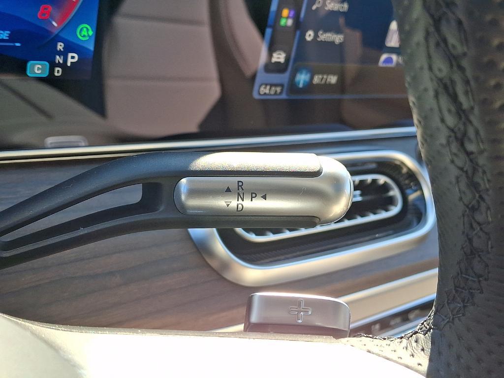 new 2027 Mercedes-Benz GLS 450 car, priced at $109,755