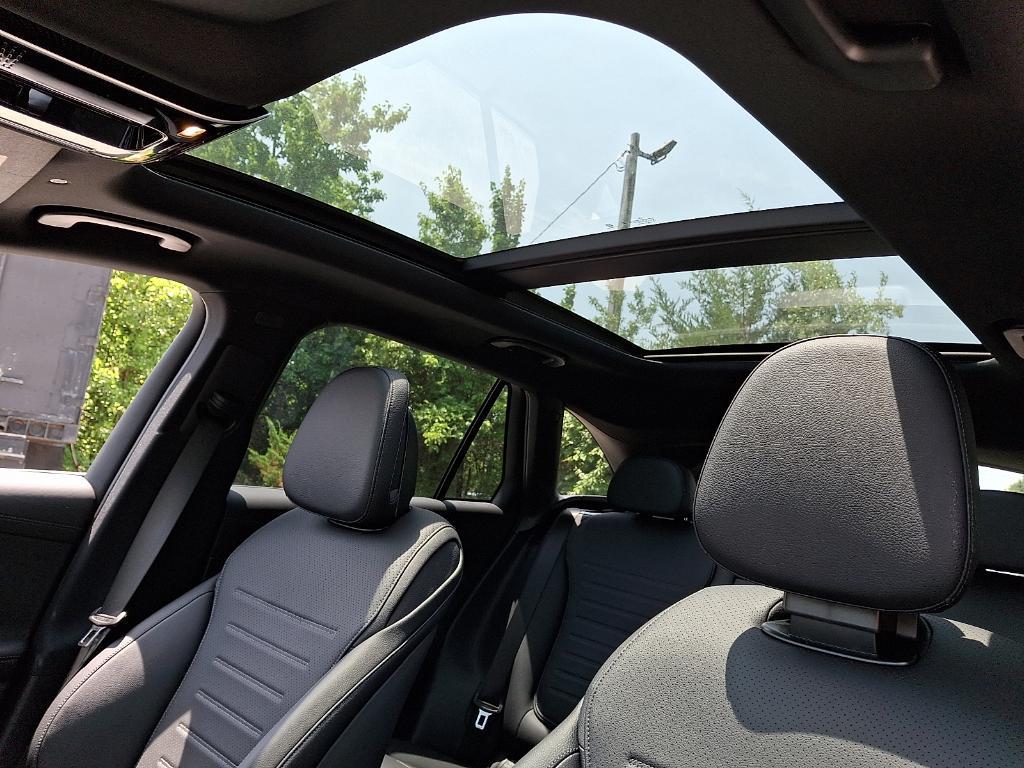 new 2026 Mercedes-Benz GLC 300 car, priced at $61,405