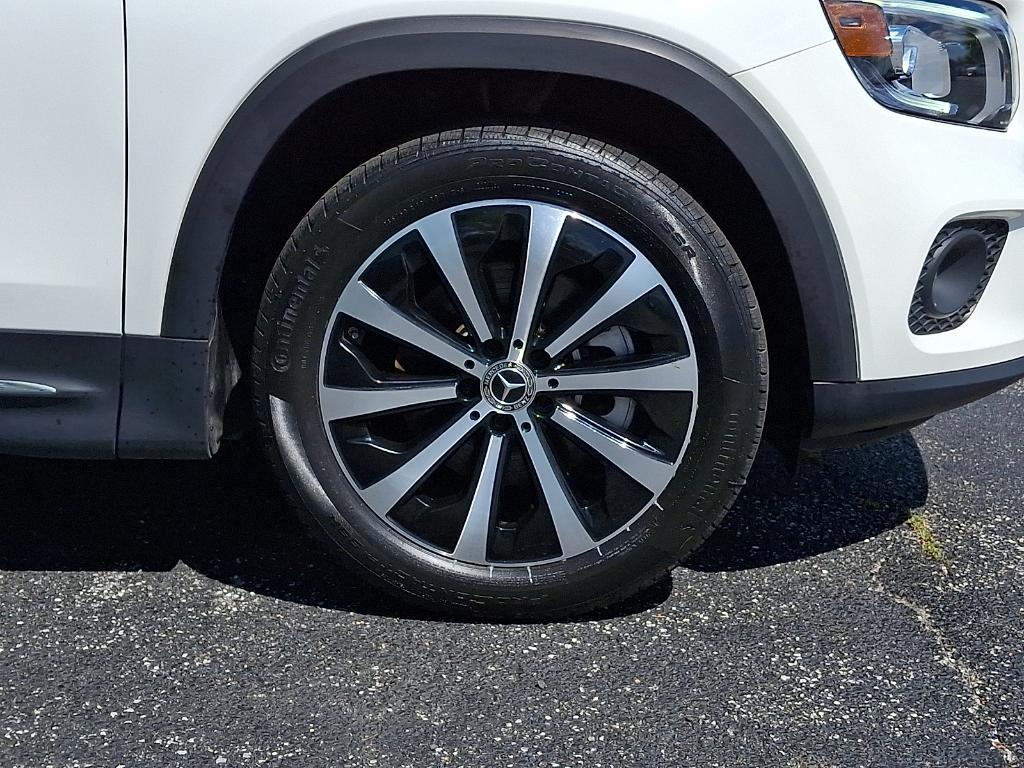 used 2023 Mercedes-Benz GLB 250 car, priced at $34,900