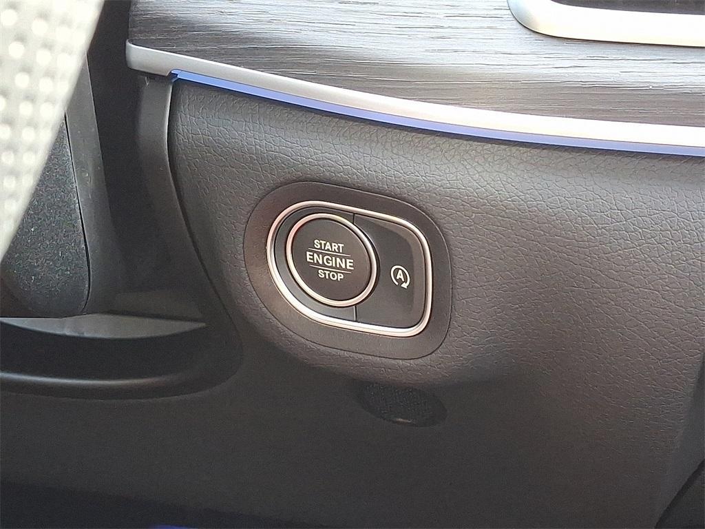 new 2026 Mercedes-Benz GLE 450 car, priced at $85,010