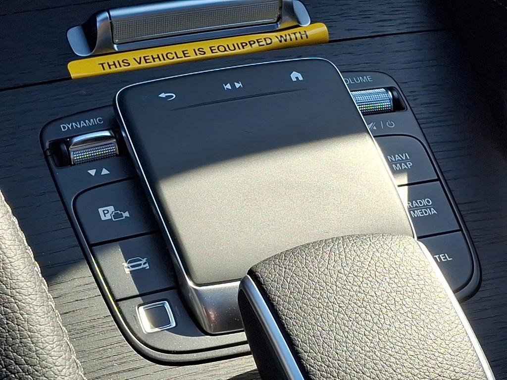 new 2025 Mercedes-Benz GLE 350 car, priced at $69,180