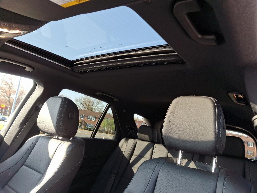 new 2025 Mercedes-Benz GLE 350 car, priced at $69,180