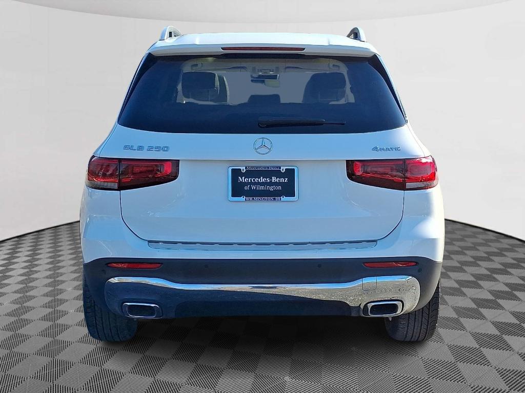 used 2022 Mercedes-Benz GLB 250 car, priced at $30,900
