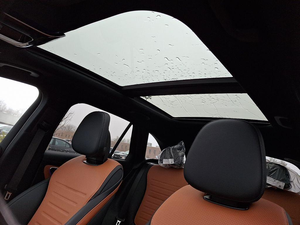 new 2026 Mercedes-Benz GLC 300 car, priced at $58,335