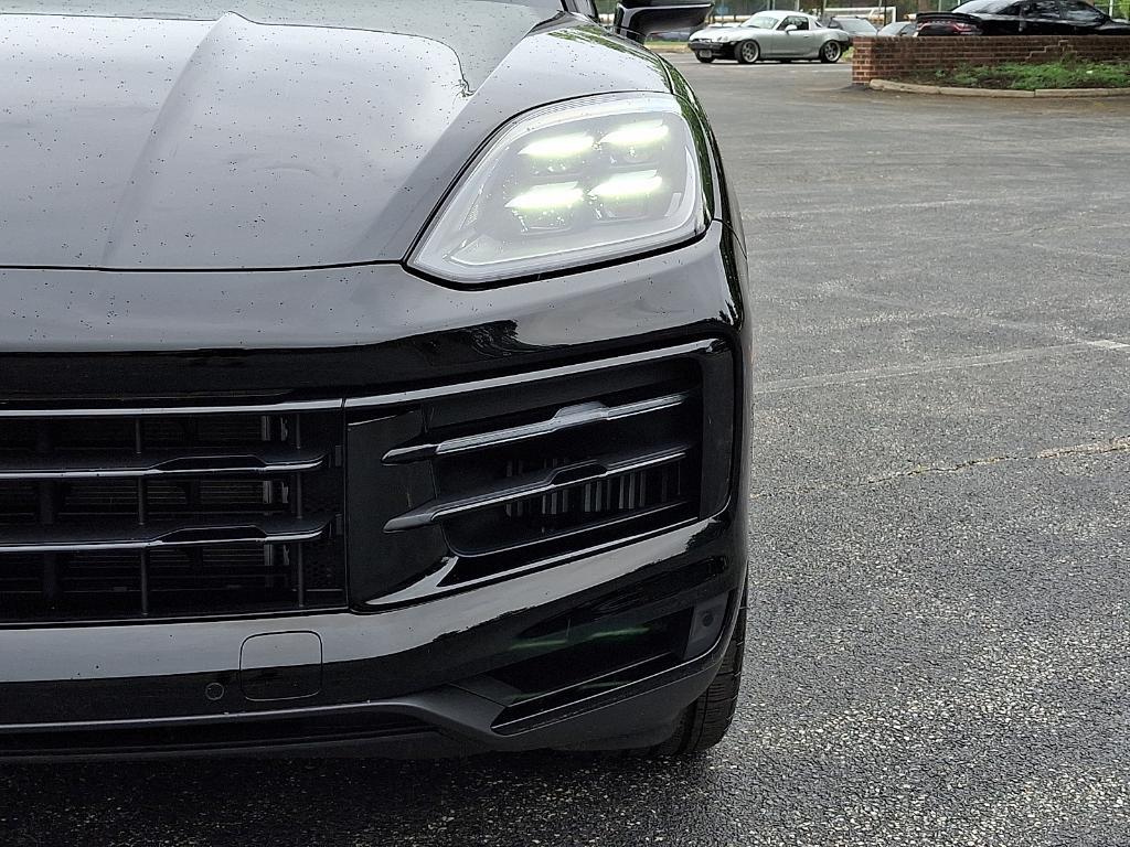 used 2024 Porsche Cayenne car