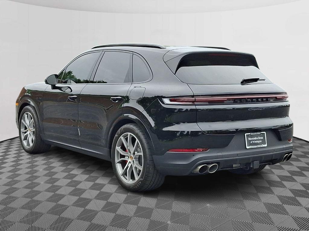 used 2024 Porsche Cayenne car