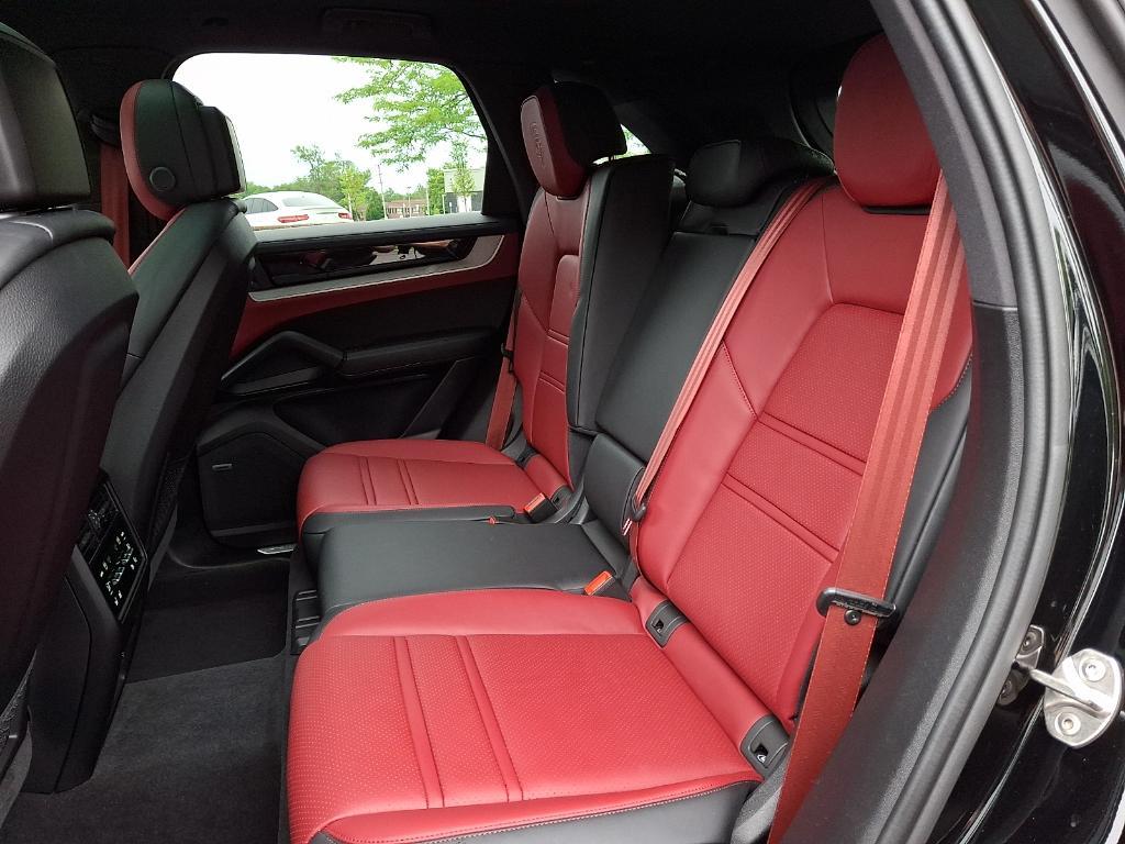 used 2024 Porsche Cayenne car