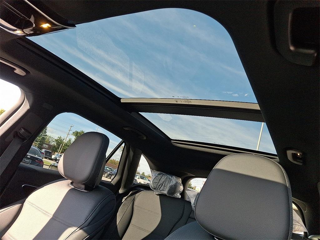 new 2026 Mercedes-Benz GLC 300 car, priced at $57,585