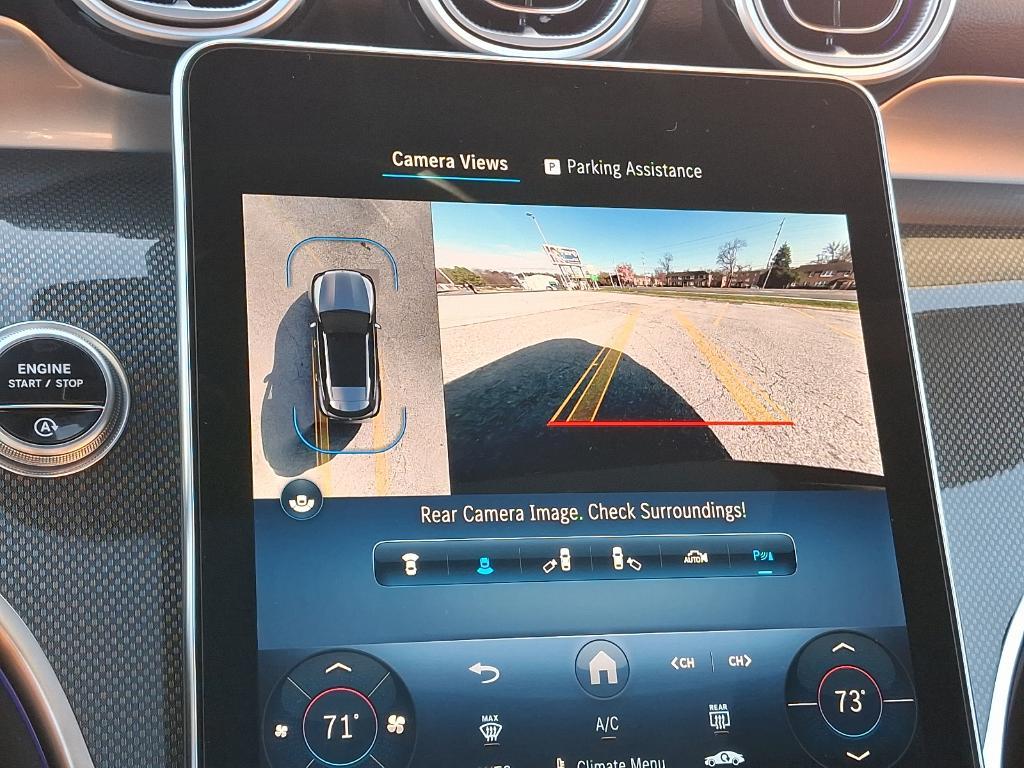 new 2025 Mercedes-Benz GLC 300 car