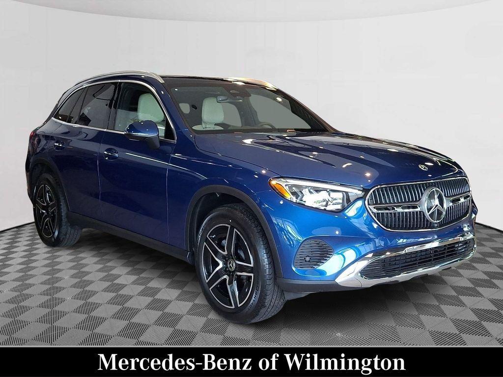 new 2026 Mercedes-Benz GLC 300 car, priced at $55,735