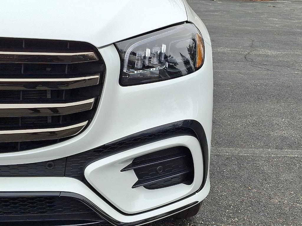 used 2024 Mercedes-Benz GLS 580 car, priced at $89,900