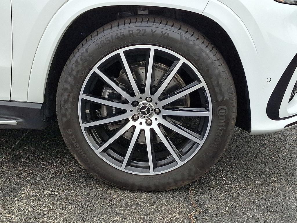 used 2024 Mercedes-Benz GLS 580 car, priced at $89,900