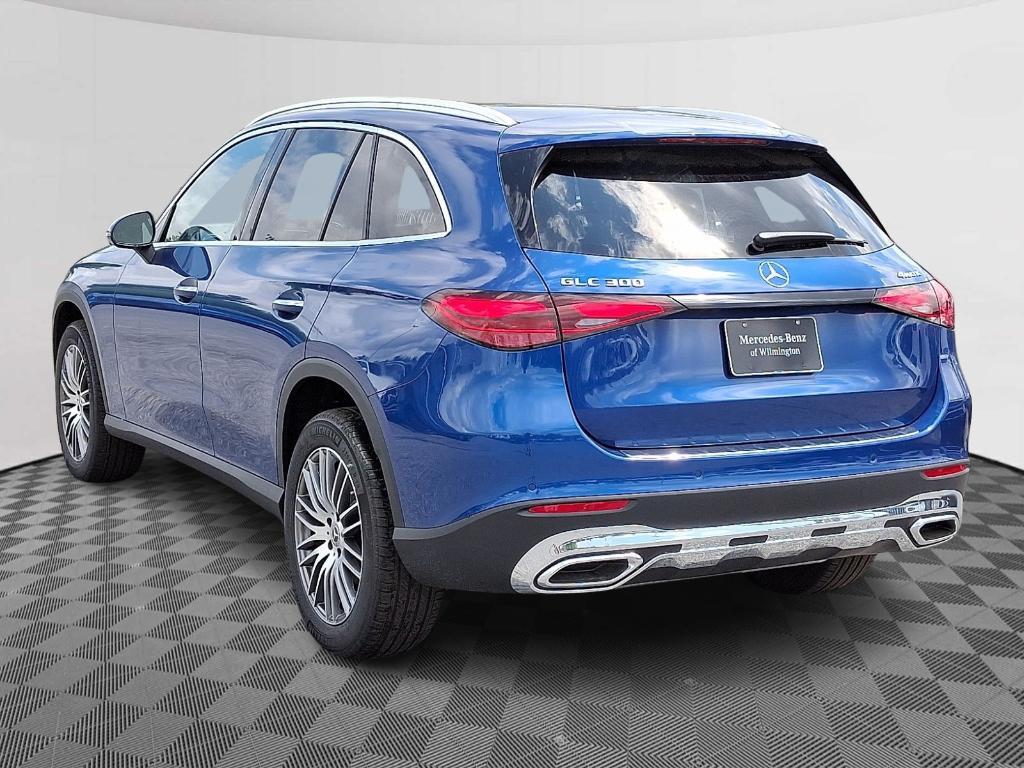 new 2025 Mercedes-Benz GLC 300 car, priced at $57,955