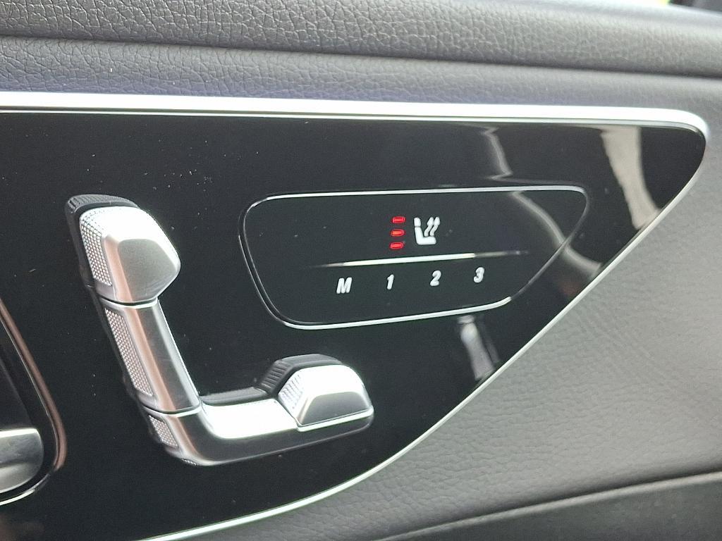 new 2025 Mercedes-Benz GLC 300 car, priced at $57,955