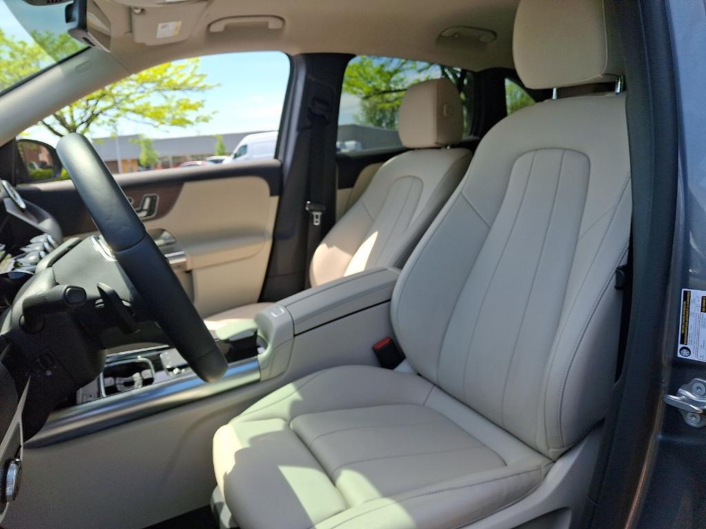 used 2023 Mercedes-Benz GLA 250 car, priced at $30,900