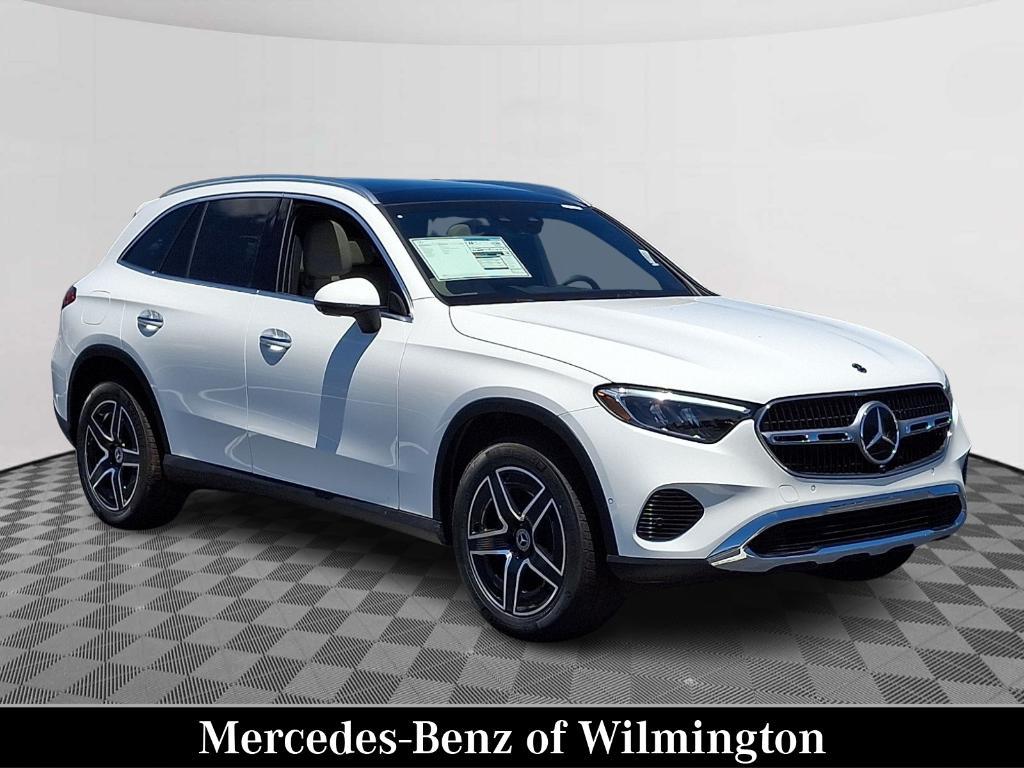 new 2026 Mercedes-Benz GLC 300 car, priced at $60,205