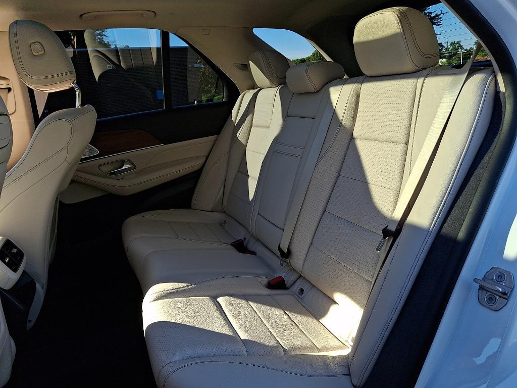 used 2020 Mercedes-Benz GLE 350 car, priced at $25,820