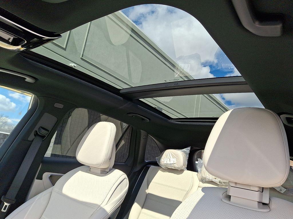 new 2026 Mercedes-Benz GLC 300 car, priced at $57,785