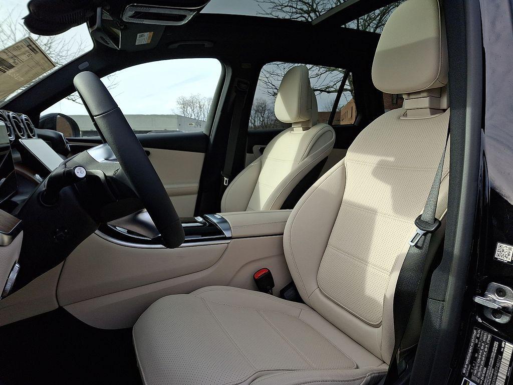 new 2026 Mercedes-Benz GLC 300 car, priced at $55,335