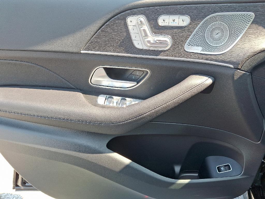 used 2025 Mercedes-Benz GLE 350 car, priced at $64,900