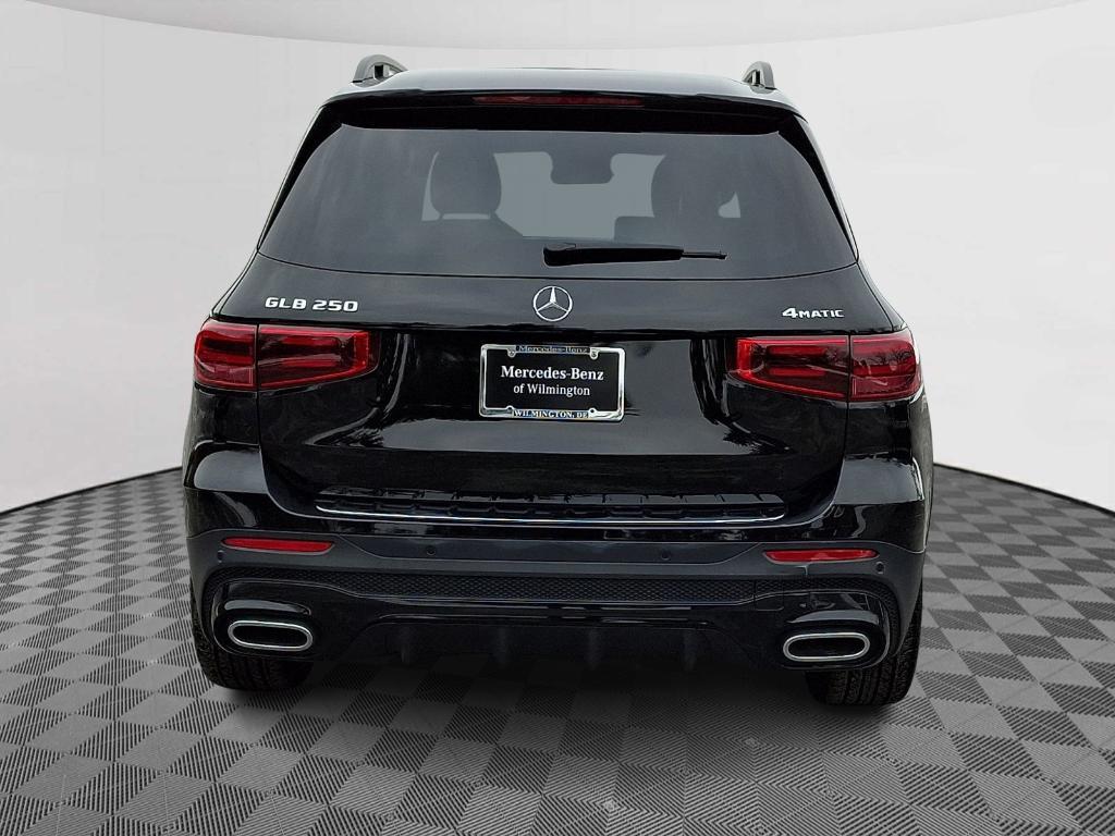 used 2024 Mercedes-Benz GLB 250 car, priced at $37,900