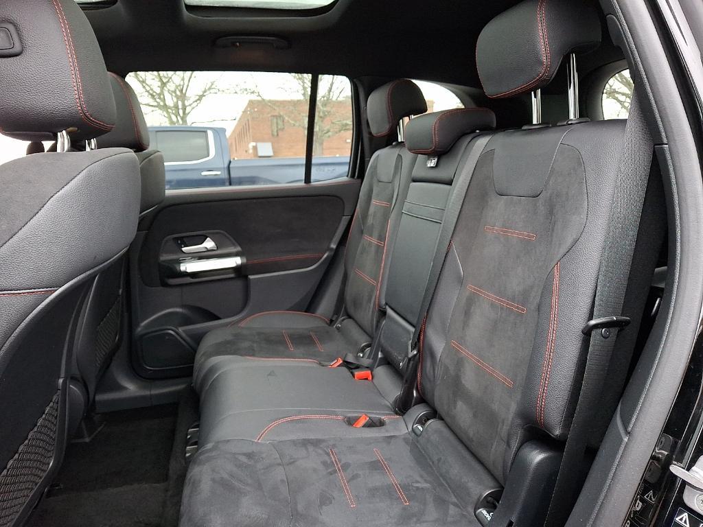 used 2024 Mercedes-Benz GLB 250 car, priced at $37,900