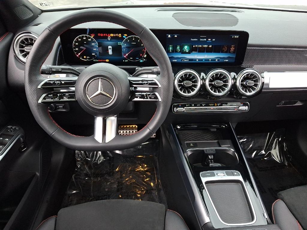 used 2024 Mercedes-Benz GLB 250 car, priced at $37,900