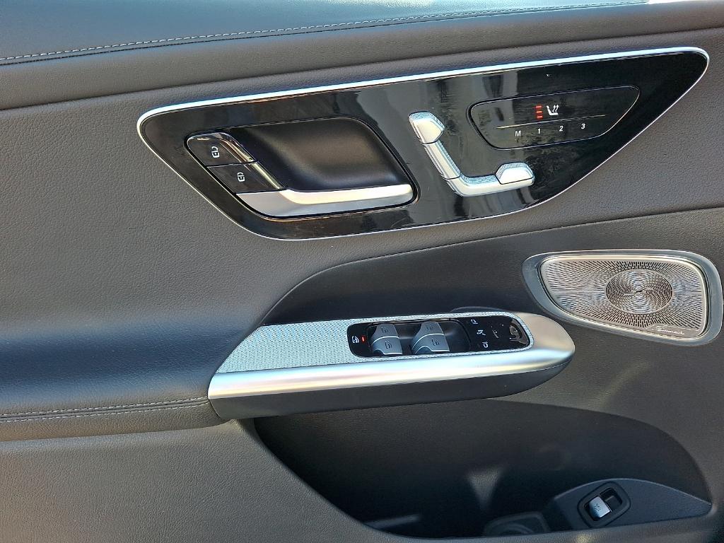 used 2023 Mercedes-Benz GLC 300 car, priced at $39,900