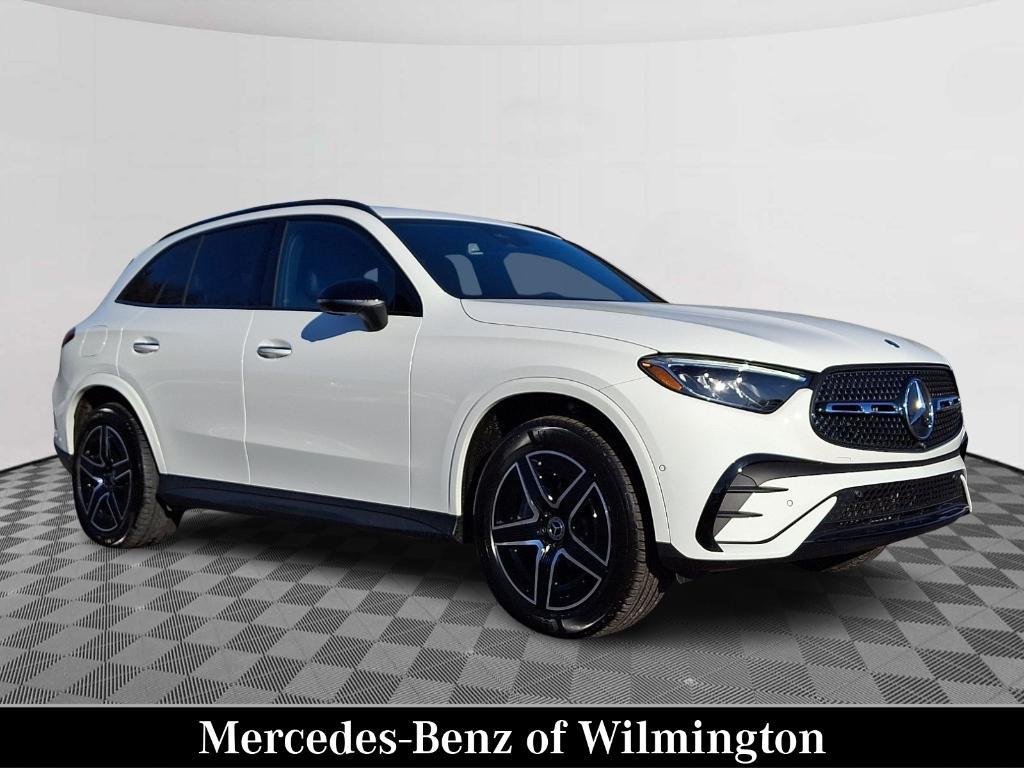 used 2023 Mercedes-Benz GLC 300 car, priced at $39,900