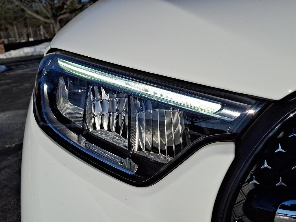 used 2023 Mercedes-Benz GLC 300 car, priced at $39,900