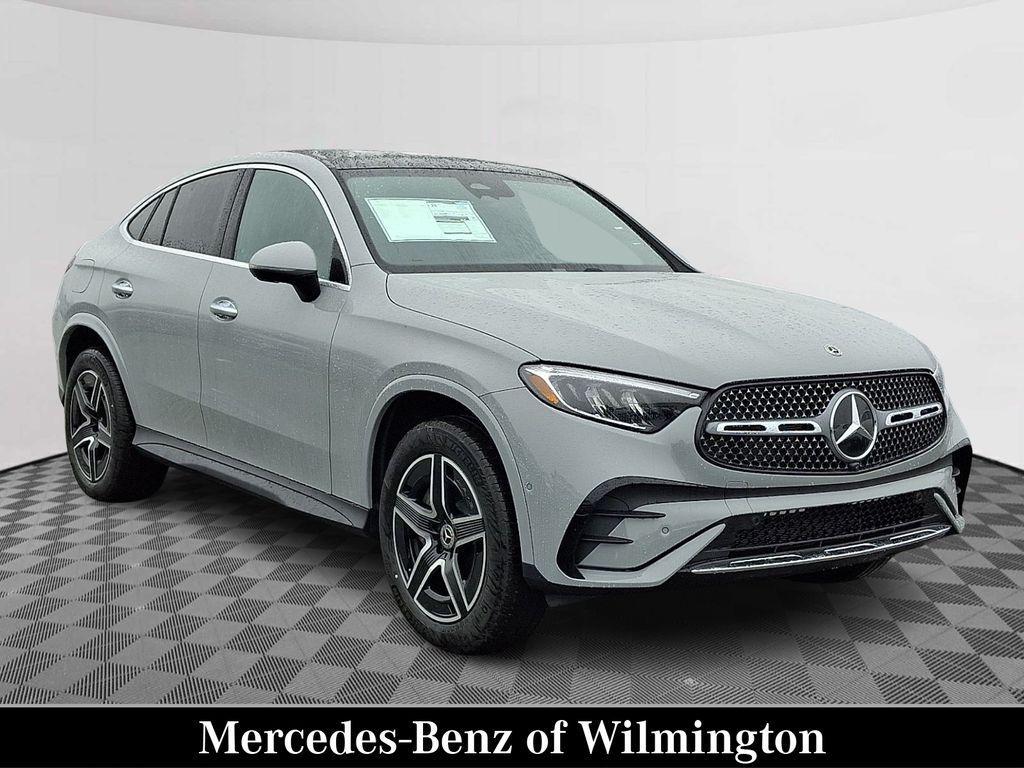 new 2026 Mercedes-Benz GLC 300 car, priced at $67,980