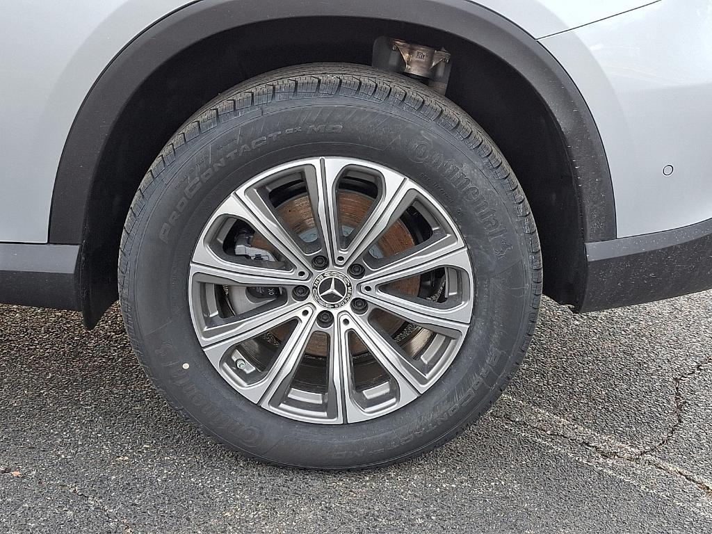 new 2026 Mercedes-Benz GLC 300 car, priced at $55,300