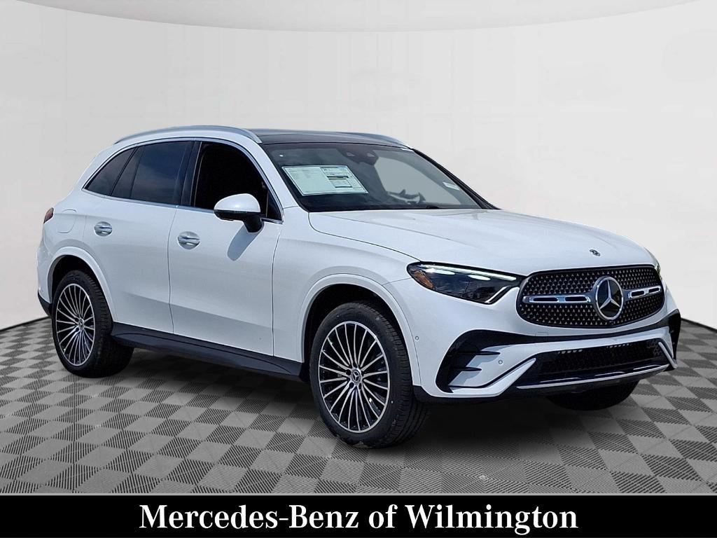 new 2026 Mercedes-Benz GLC 300 car, priced at $68,740