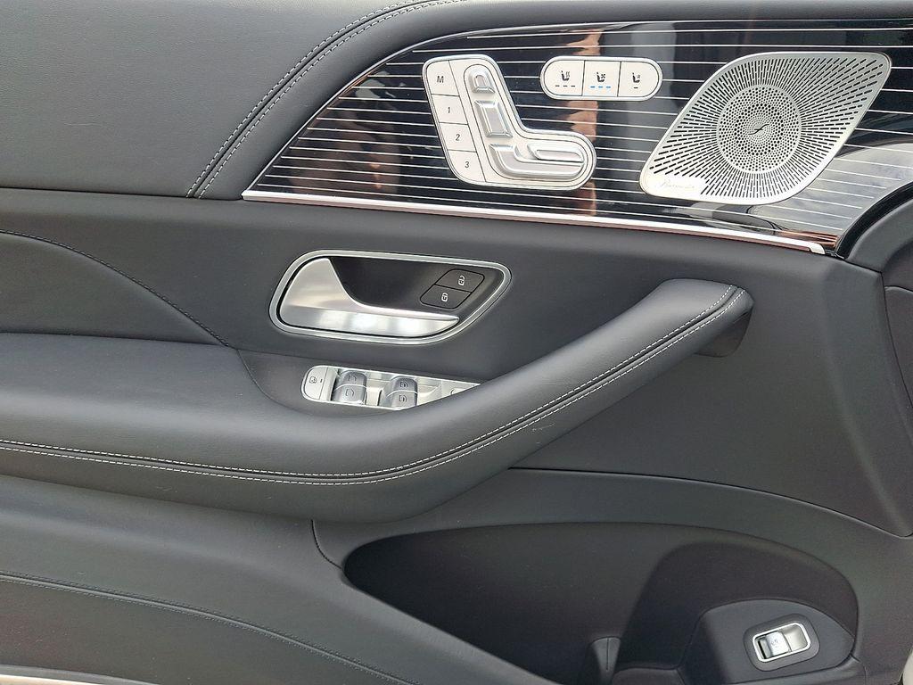 used 2023 Mercedes-Benz Maybach GLS 600 car, priced at $123,900