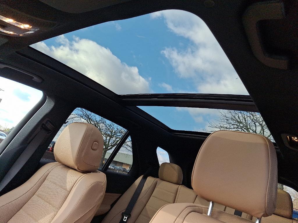 new 2026 Mercedes-Benz GLE 450 car, priced at $84,640