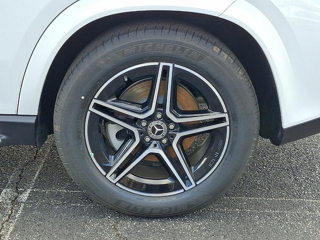 new 2026 Mercedes-Benz GLE 450 car, priced at $84,640