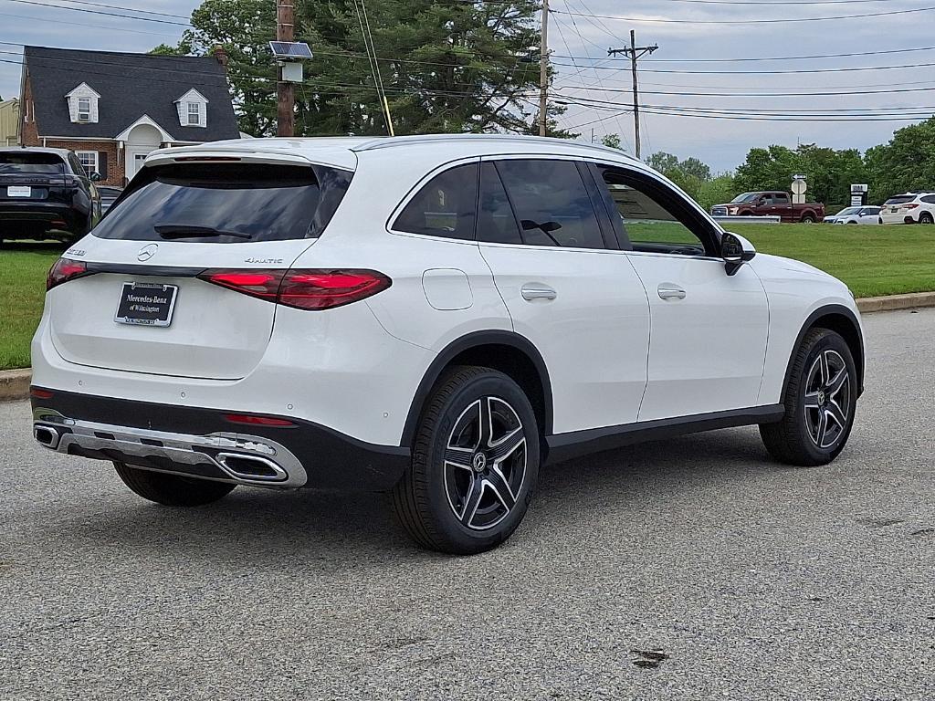 new 2026 Mercedes-Benz GLC 300 car, priced at $54,985