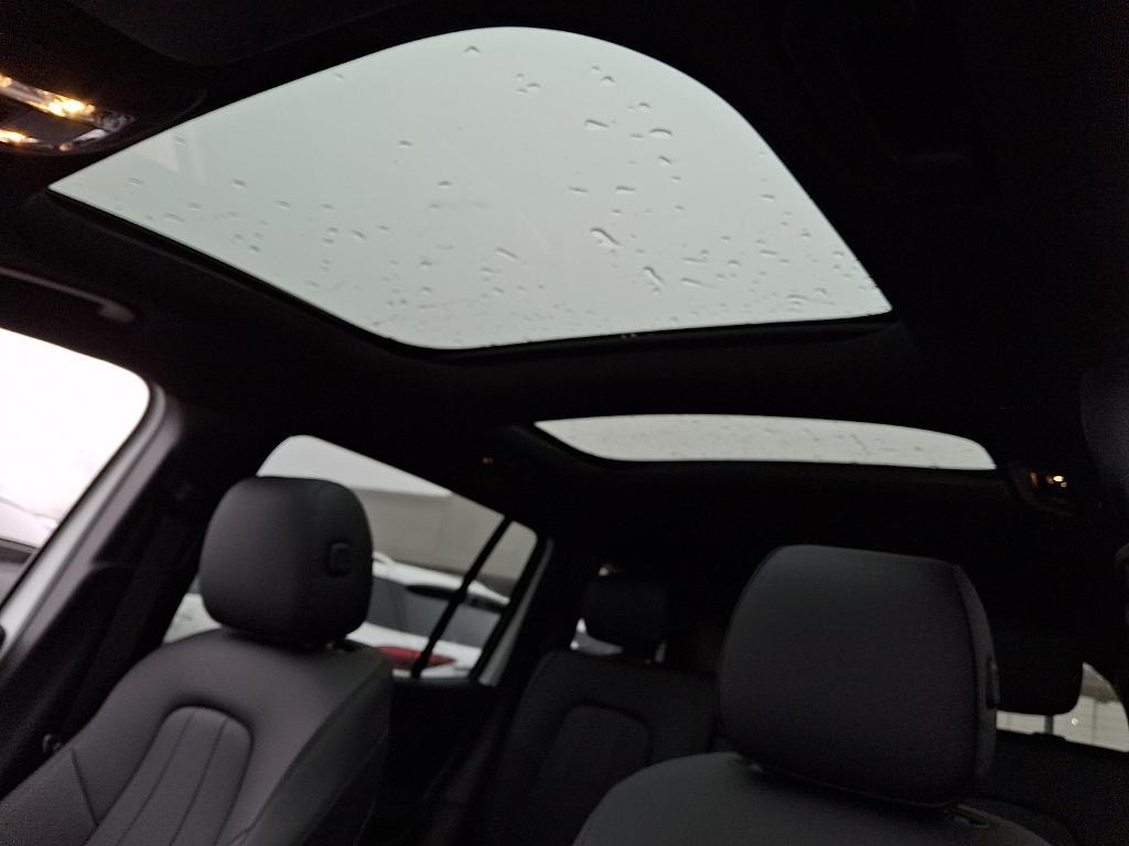 new 2026 Mercedes-Benz GLB 250 car