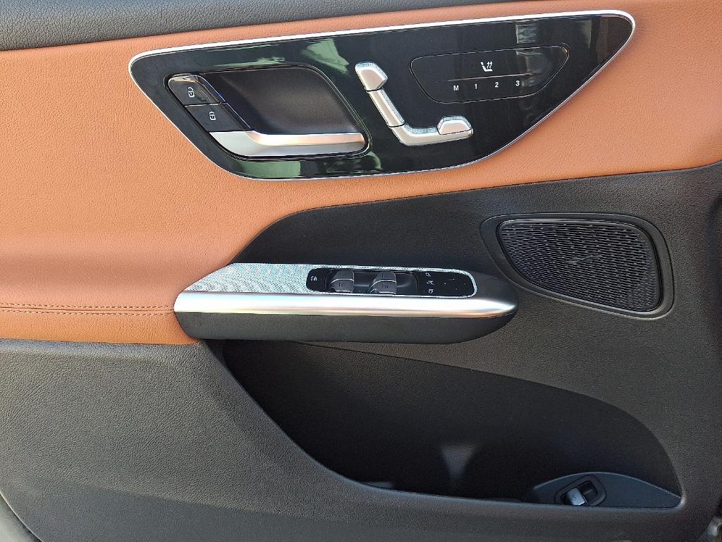 new 2026 Mercedes-Benz GLC 300 car