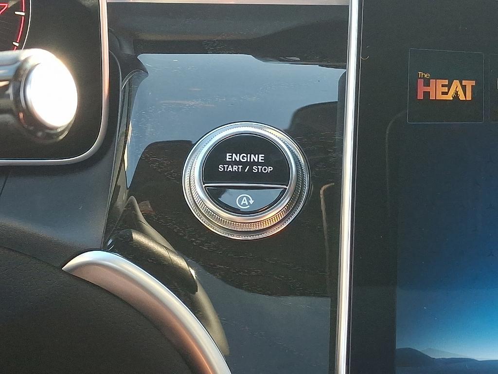 new 2026 Mercedes-Benz GLC 300 car