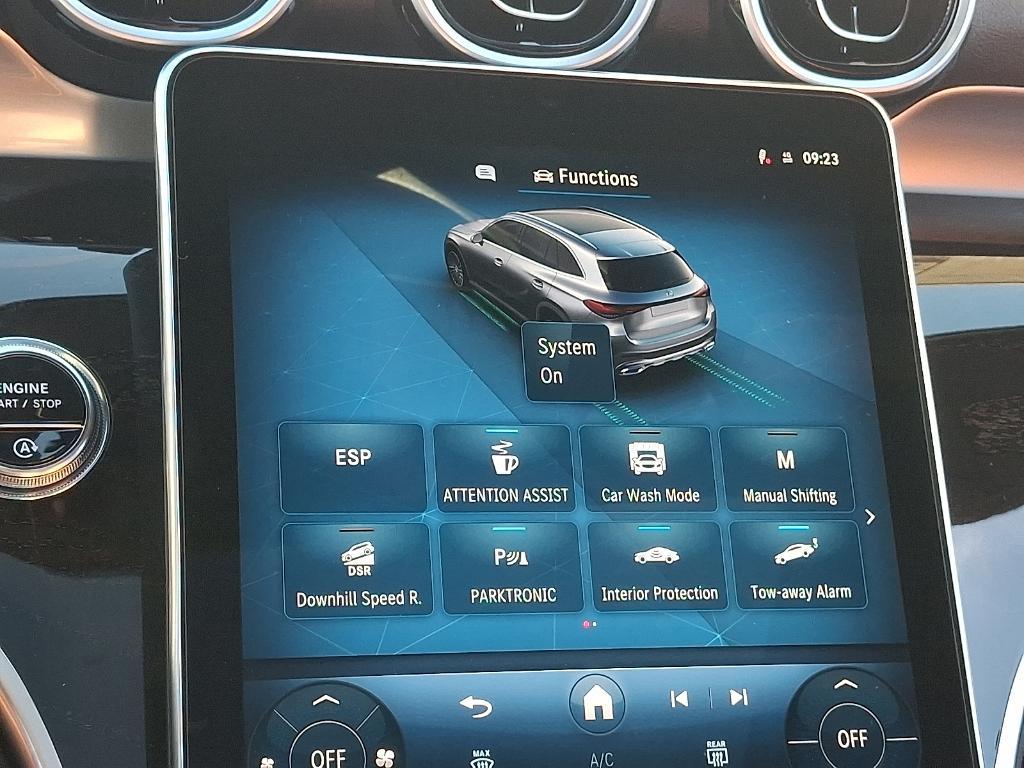 new 2026 Mercedes-Benz GLC 300 car