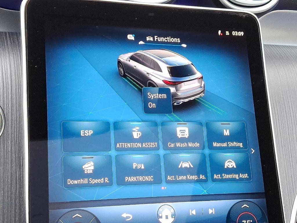 new 2026 Mercedes-Benz GLC 300 car, priced at $59,635