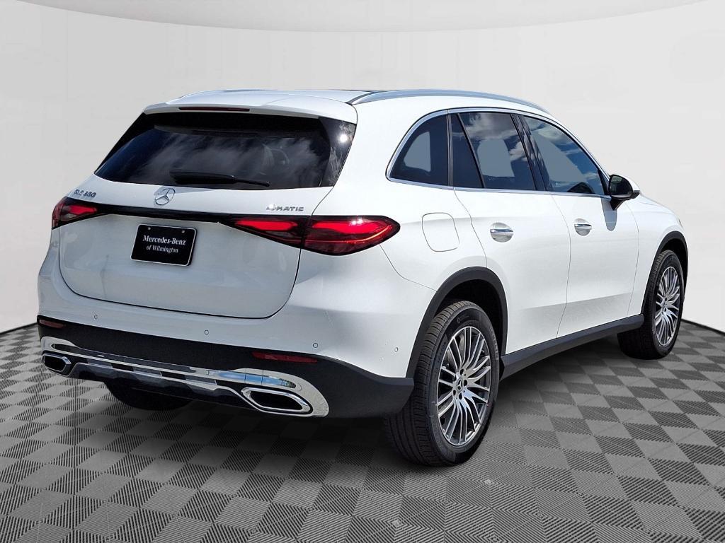 new 2025 Mercedes-Benz GLC 300 car, priced at $54,785