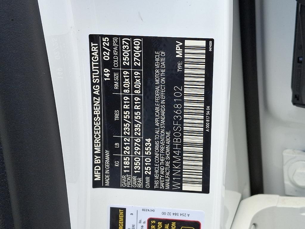 new 2025 Mercedes-Benz GLC 300 car, priced at $54,785