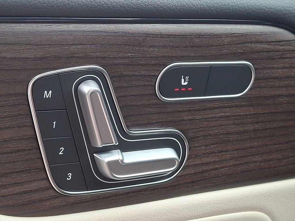 new 2026 Mercedes-Benz GLB 250 car, priced at $50,710